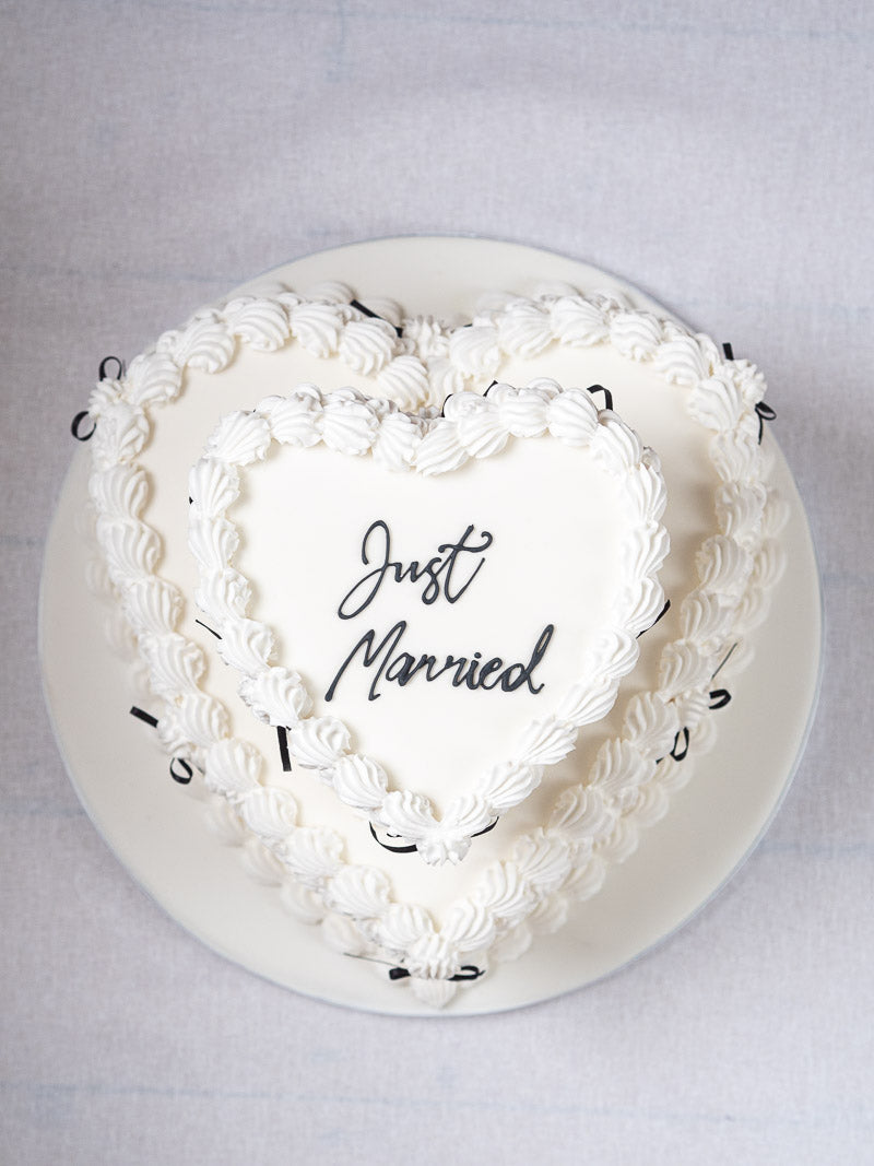 Vintage Heart Wedding Cake