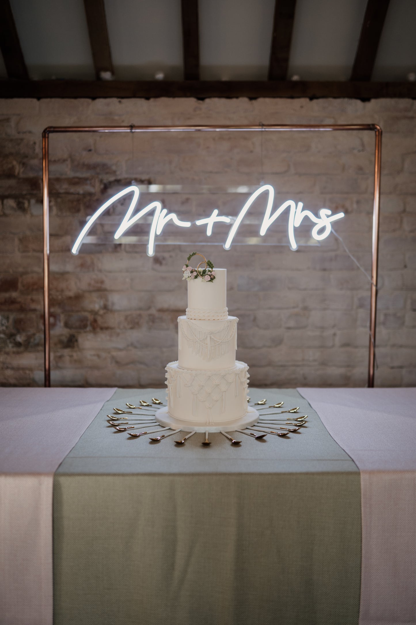 Dream Lover Wedding Cake