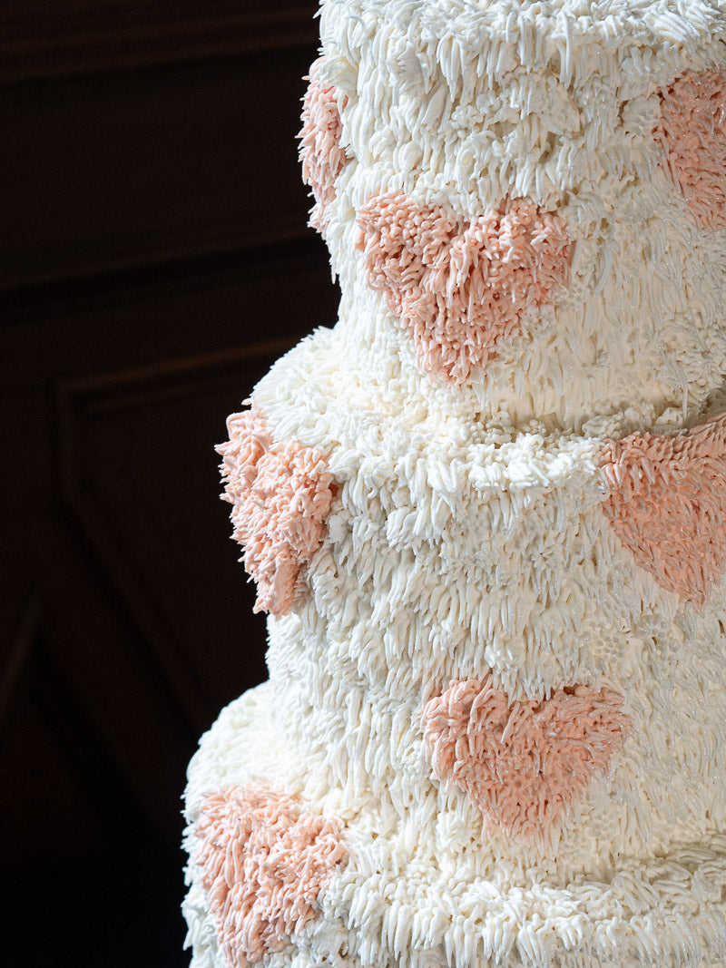 Textured shaggy wedding cake detail from Union Cakes